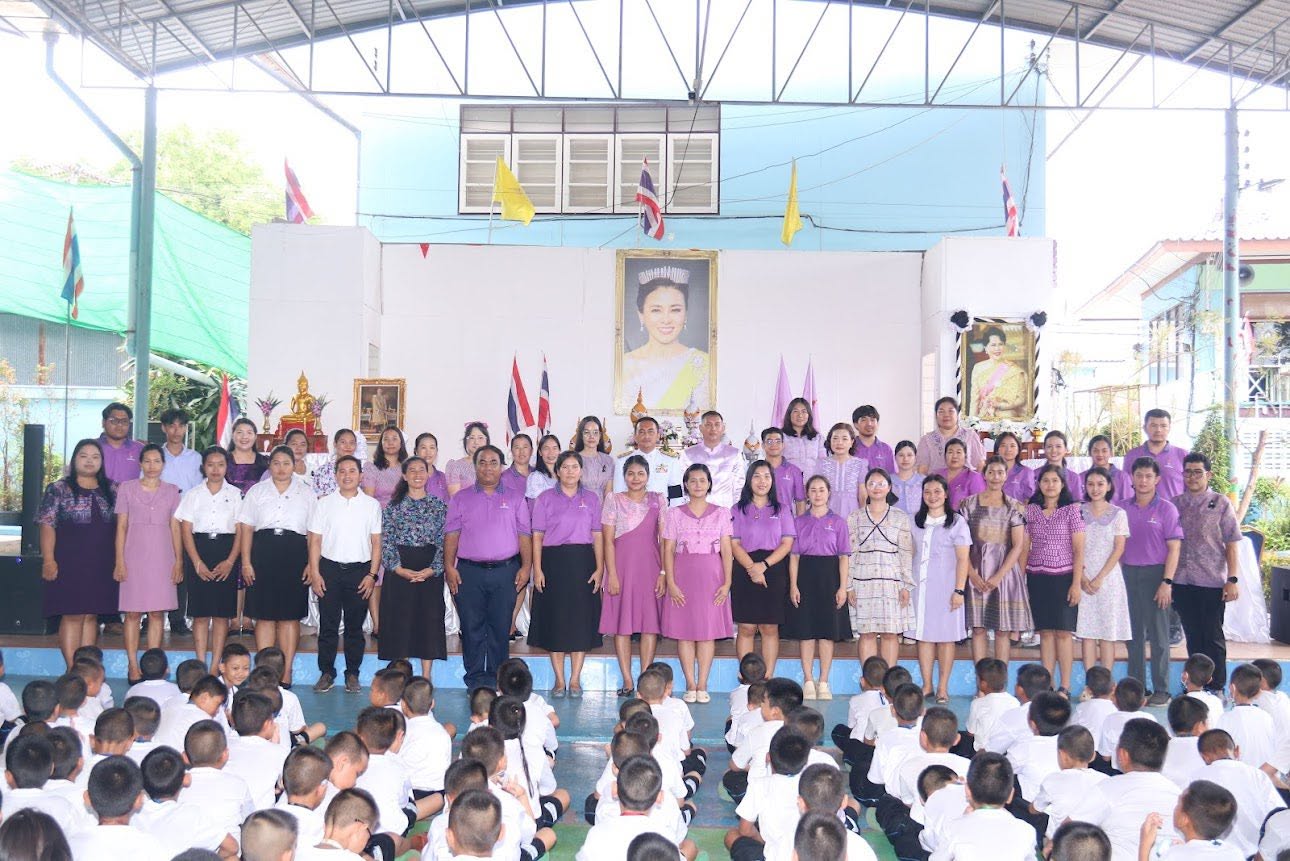 วันวิสาขบูชา และงานเฉลิมพระเกียรติ เนื่องในโอกาสพระราชพิธีมหามงคลเฉลิมพระชนมพรรษา ๔ รอบ สมเด็จพระนางเจ้า ฯ พระบรมราชินี